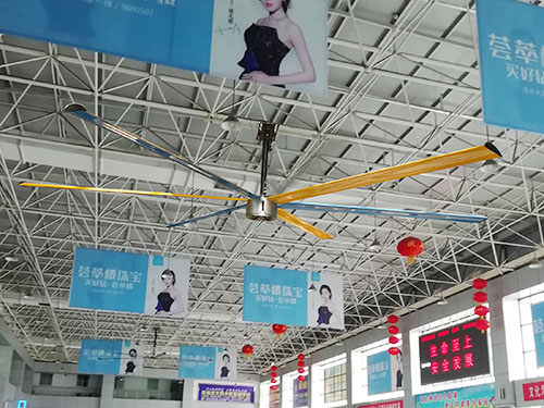 公共场所降温案例